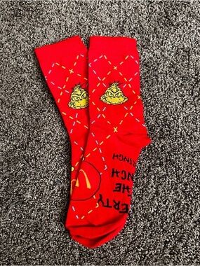 McDonald’s grinch red socks 0422